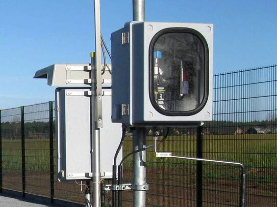 MULTIBOX and protective canopy